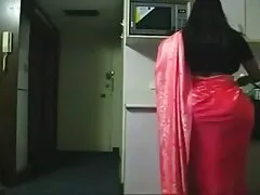 ஒருவரையொருவர் ஃபிங்கர்ஃபுக் செய்யும் அழகிகள்