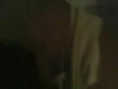 புடாபெஸ்டில் உள்ள மேஜிக் பஸ் ஹாட்டிஸை டிக் டிக் செய்கிறது!