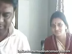 ஏசியன் எல்ஃப் டால் கிறிஸ்துமஸுக்குப் பிறகு கடுமையாகப் புணர்ந்தது
